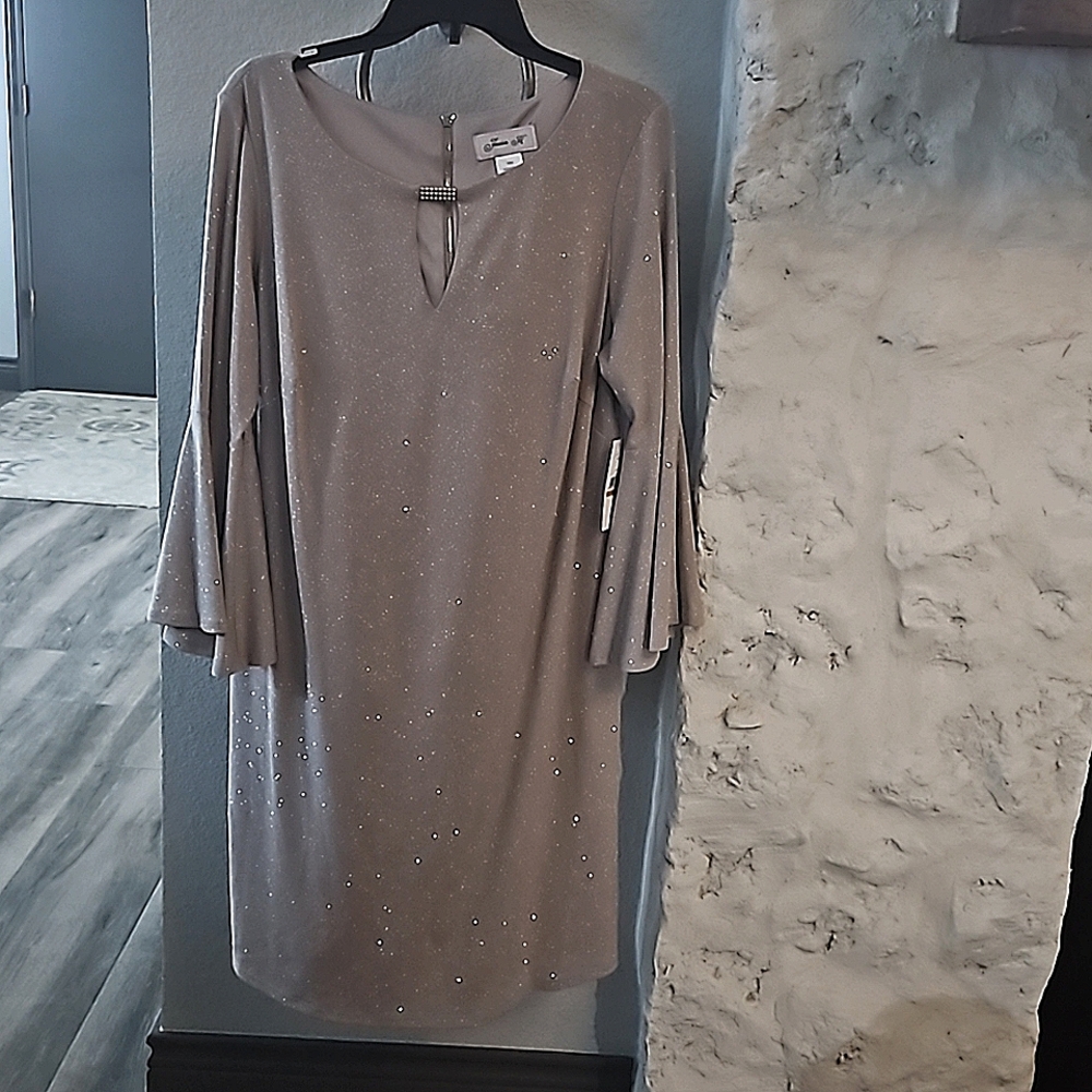 Jessica H Evening Dress - Picture 1 of 8